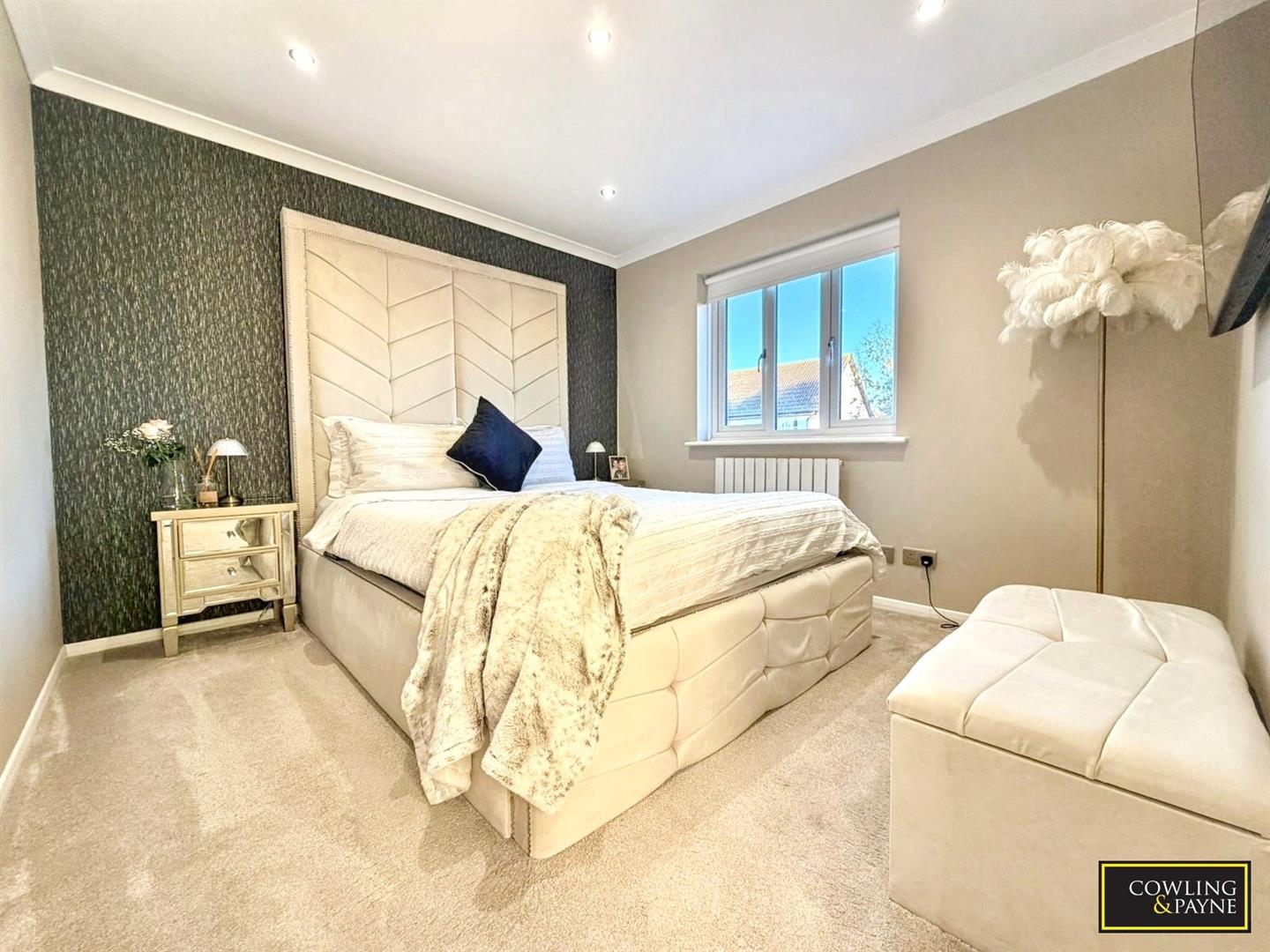 Pound Lane Central, Laindon, Basildon